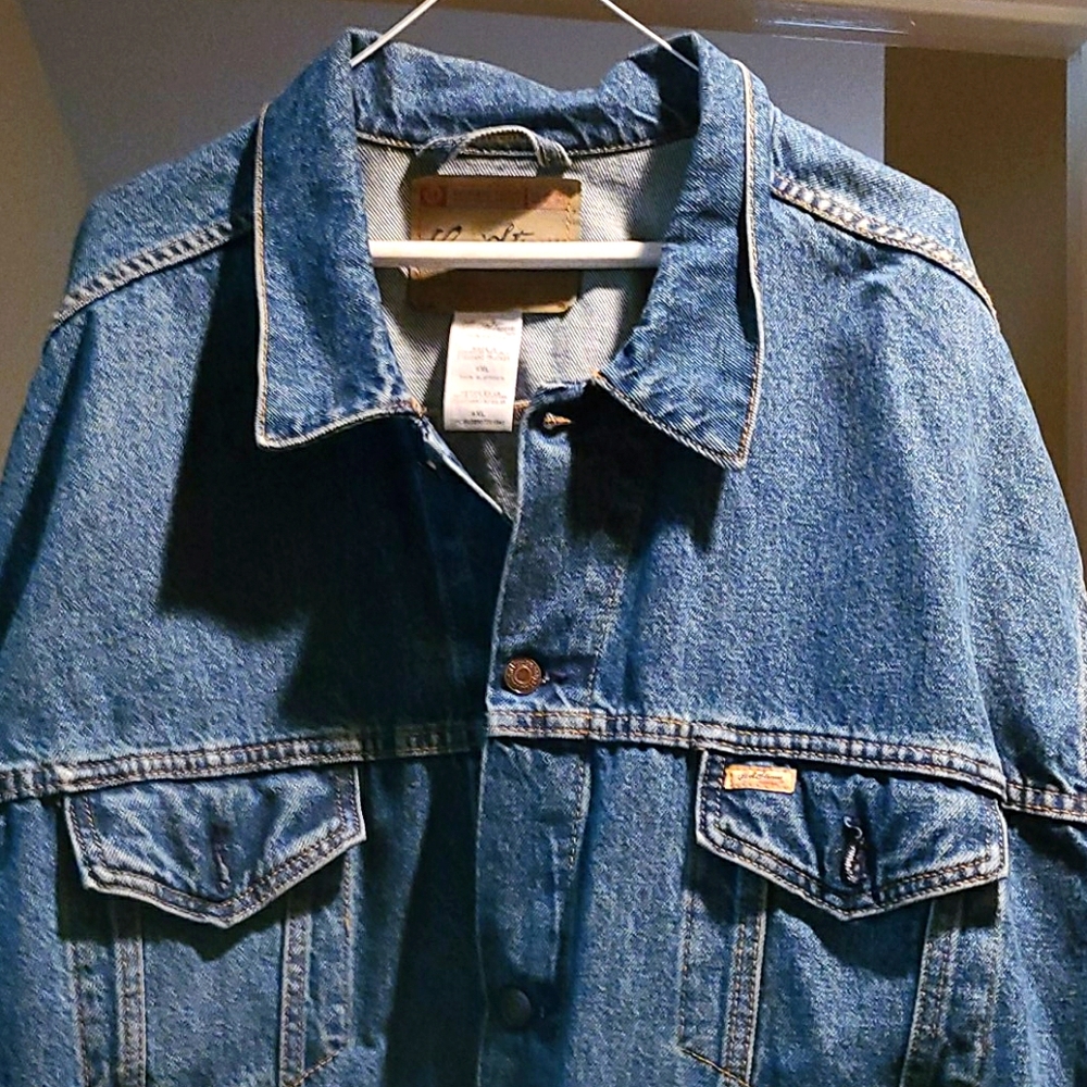 Levi Strauss Signature Trucker Jacket